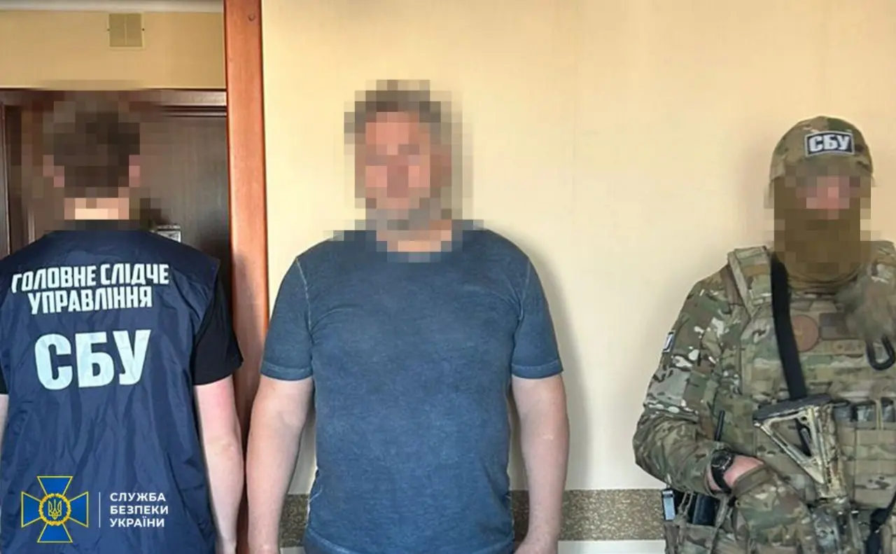 Незаконно переправляв за кордон: СБУ викрили депутата Волинської облради