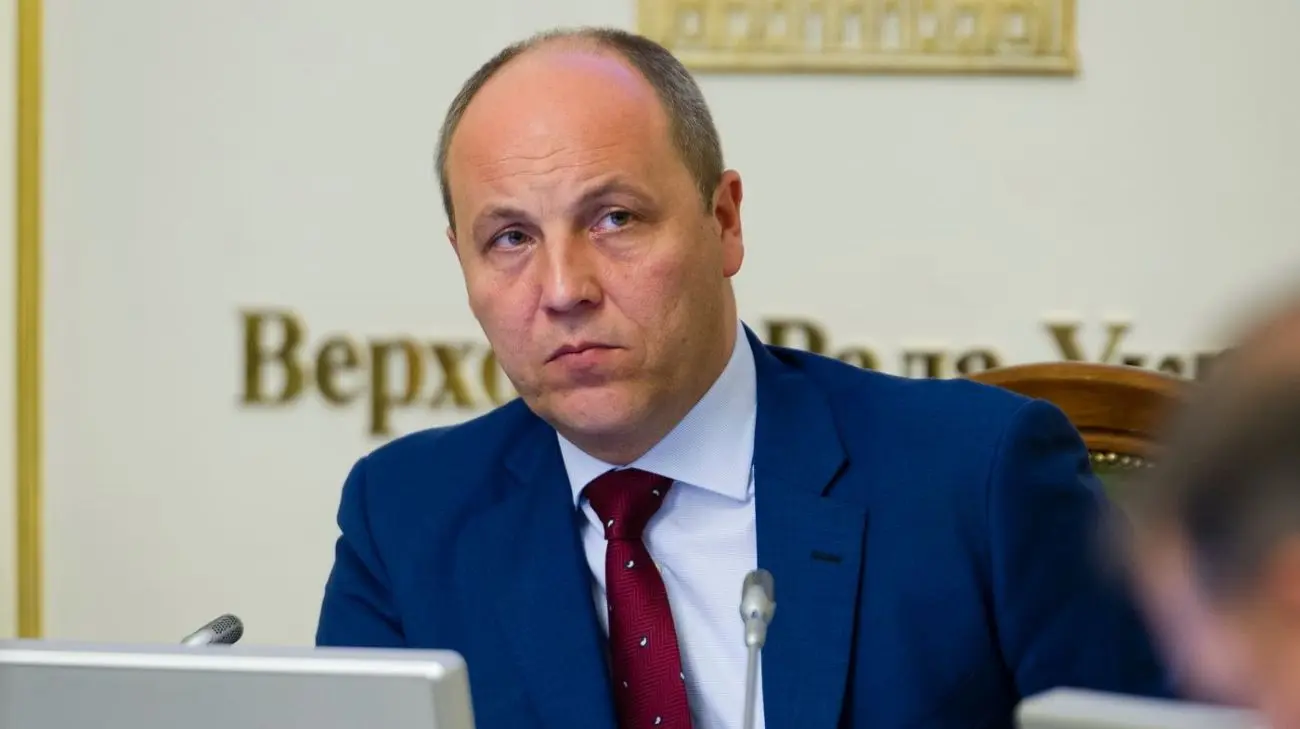 Зеленський: Над розслідуванням вбивства Парубія працюють фактично цілодобово