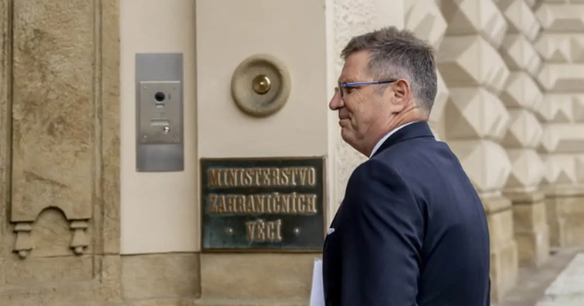 Словаччина висловила Чехії протест за участь міністра в акції проти Фіцо