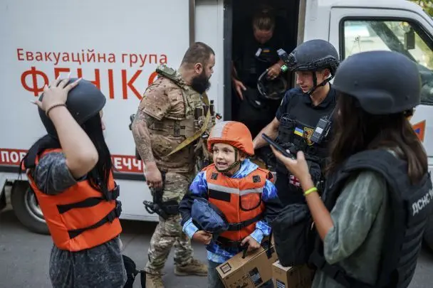 Загострення на Донеччині: оголошено обов’язкову евакуацію