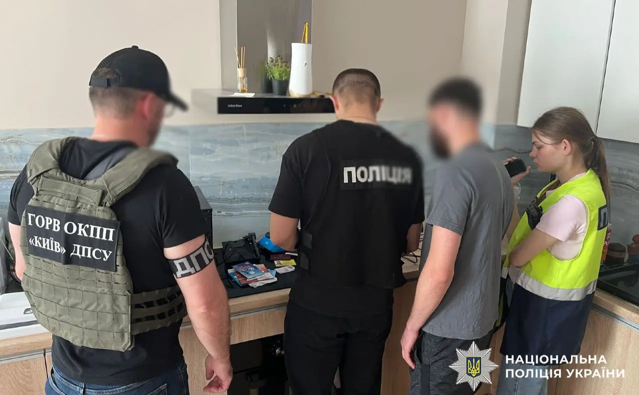 Сім тисяч доларів за фіктивну інвалідність: у Києві викрили масштабну схему ухилення від мобілізації