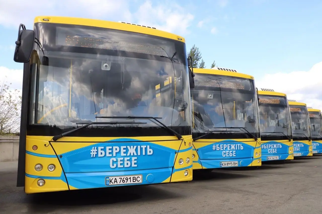 У Києві на вихідних ярмарки змінять маршрути низки автобусів та тролейбусів