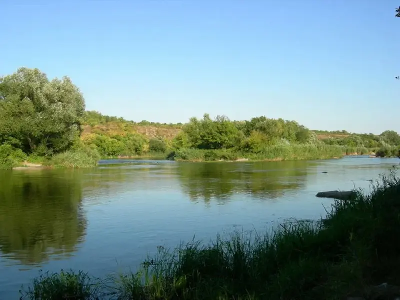 На Вінниччині з річки дістали потопельника