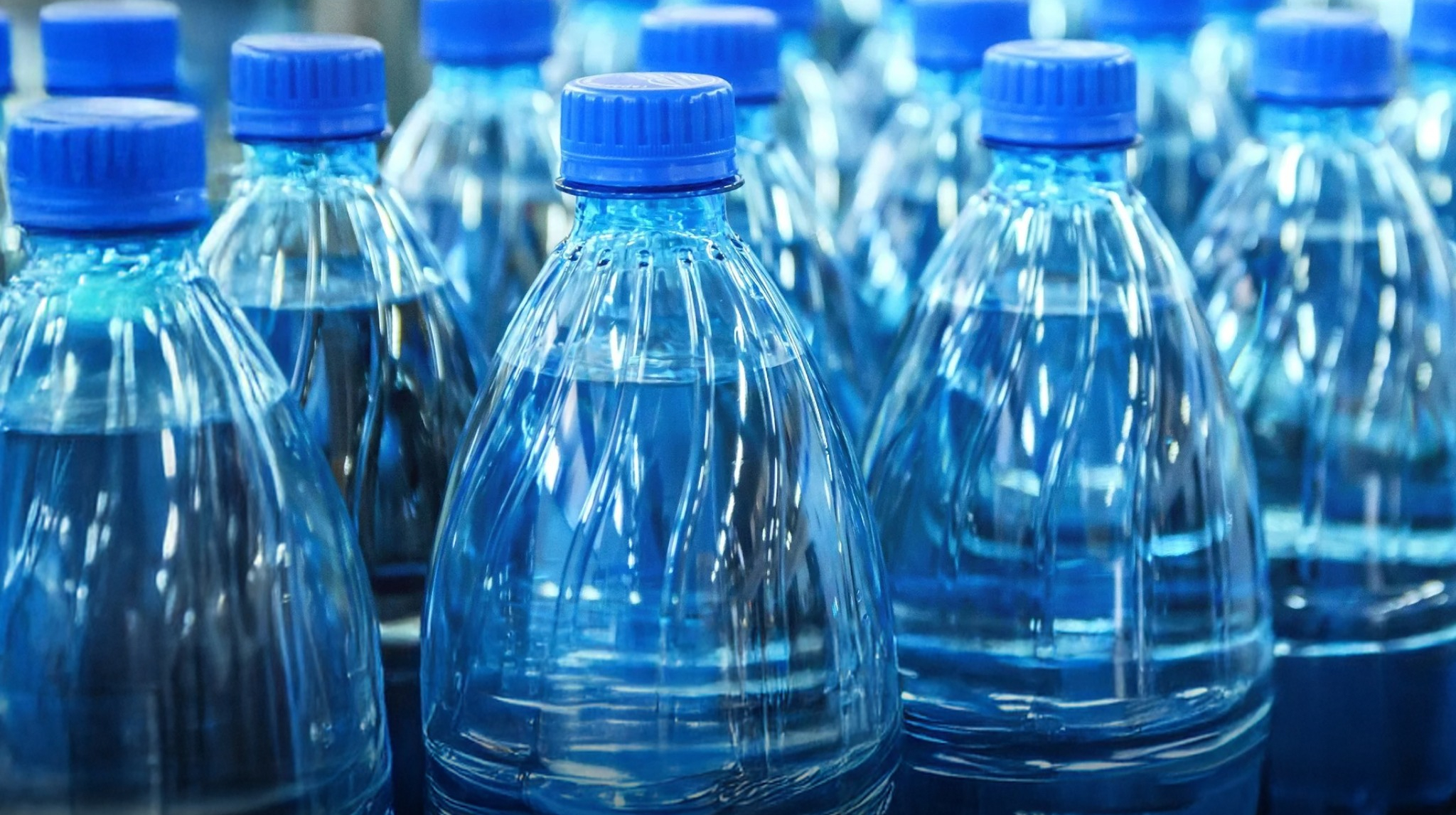 "Оболонь" монополізувала постачання води для Міноборони, піднявши ціну – Наші гроші