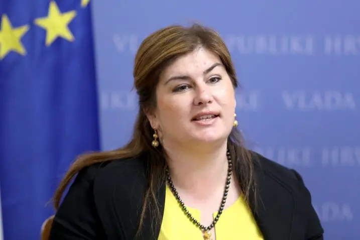 У Хорватії ексміністерку засудили до в’язниці за витрачання коштів ЄС на приватні вечері