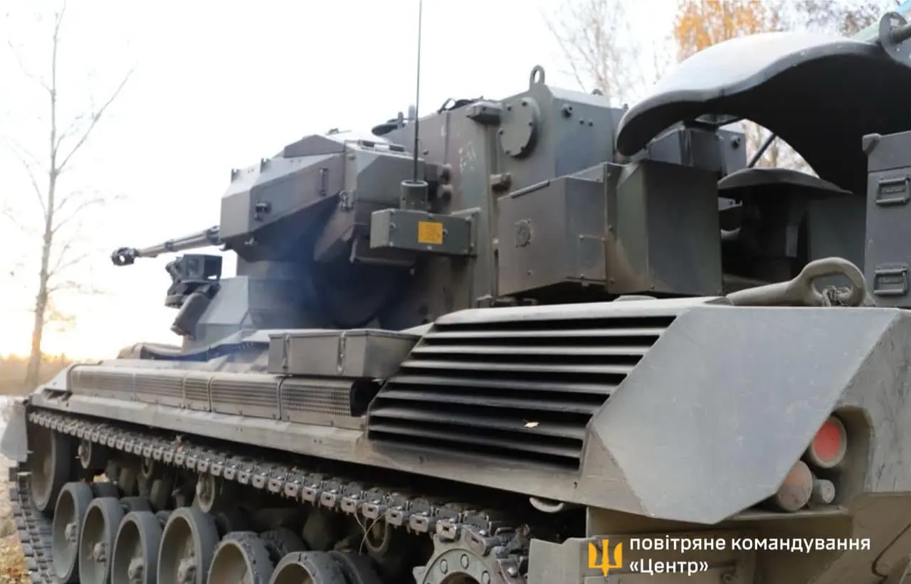 Вночі Україна витримала атаку 452 засобів повітряного нападу: збито 235 цілей, знешкоджено 171
