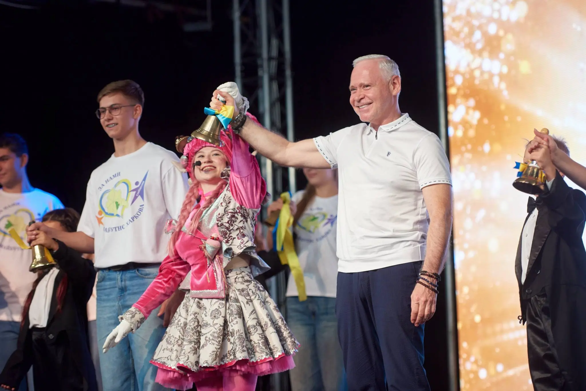Навчання в Харкові: Змішаний формат для 17,6 тисяч школярів