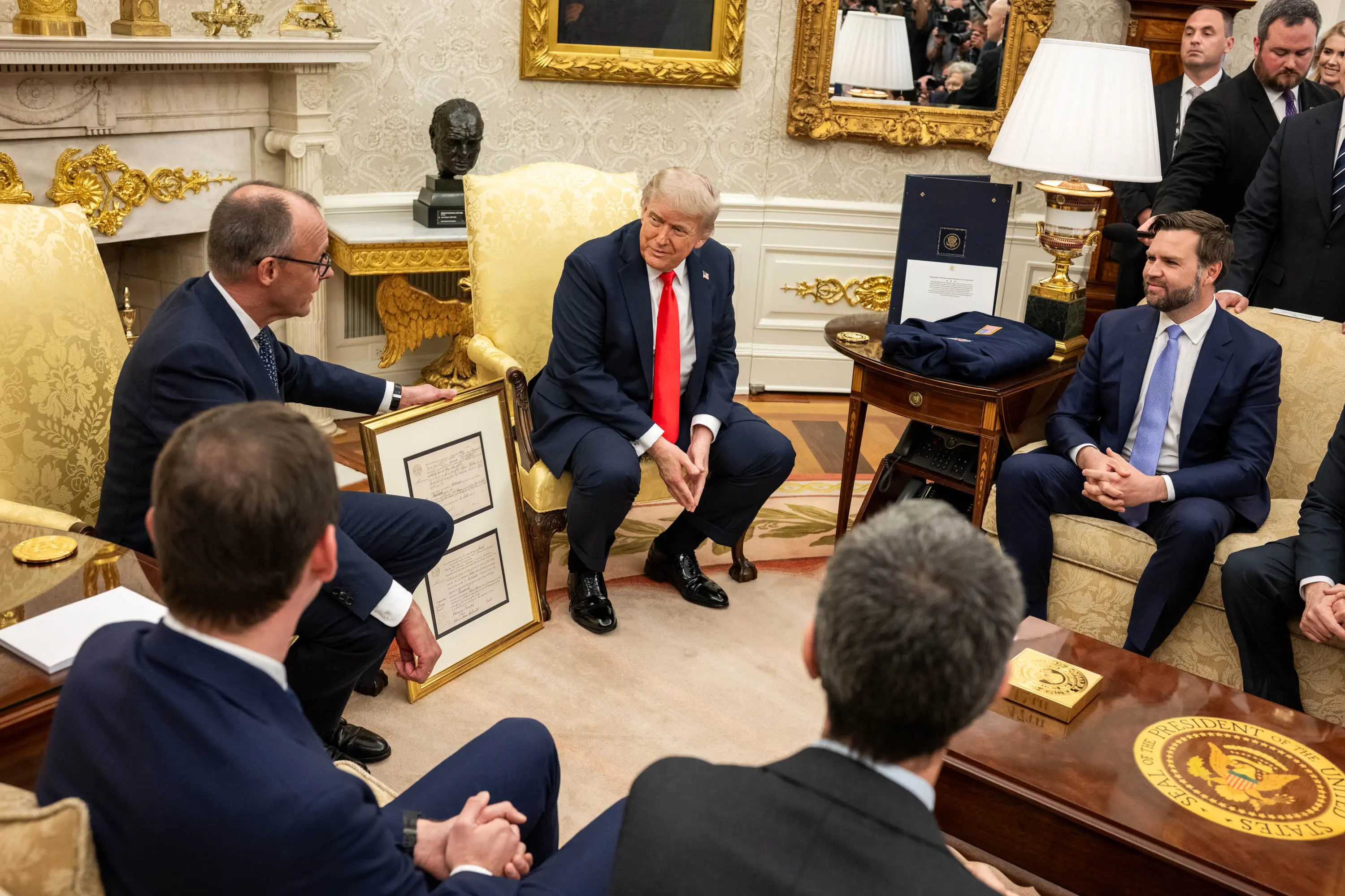 Мерц після зустрічі з Трампом заявив про спільний обов'язок сильніше тиснути на РФ