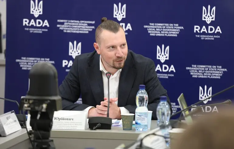 Ні шпаринки можливостей для комплексної реформи місцевих державних адміністрацій, яку пропонував законопроєкт 4298, вже не існує — Безгін