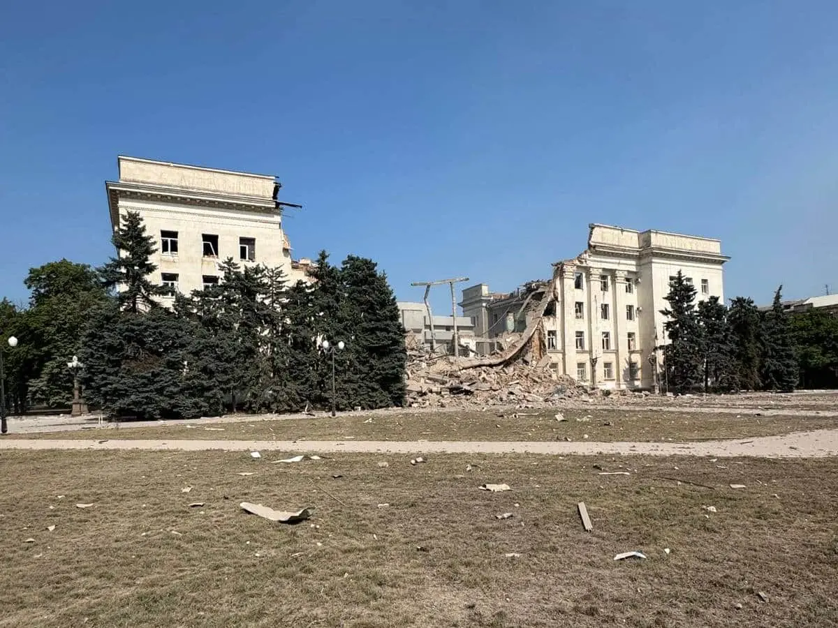 Зеленський після російського обстрілу Херсона натякнув, що Трамп має силу це припинити
