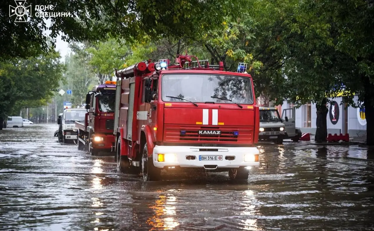 Що відбувається в Одесі після негоди. ФОТО