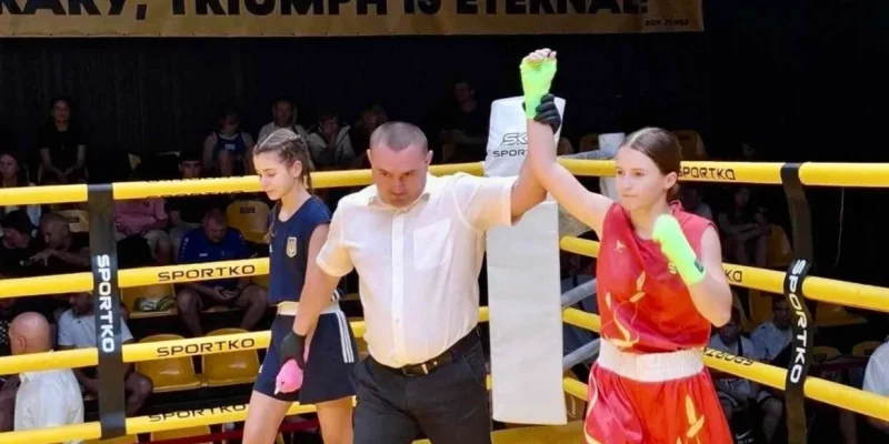 Боксерка з Вінниччини стала чемпіонкою України з боксу серед юнаків та юначок