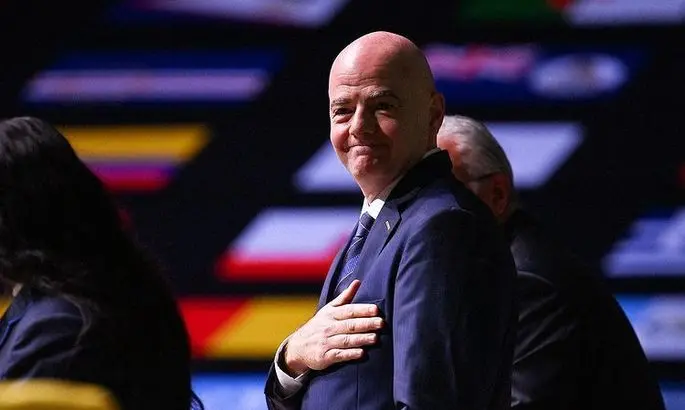 Перед полуфиналом Клубного ЧМ FIFA снизила цены на билеты почти в 35 раз