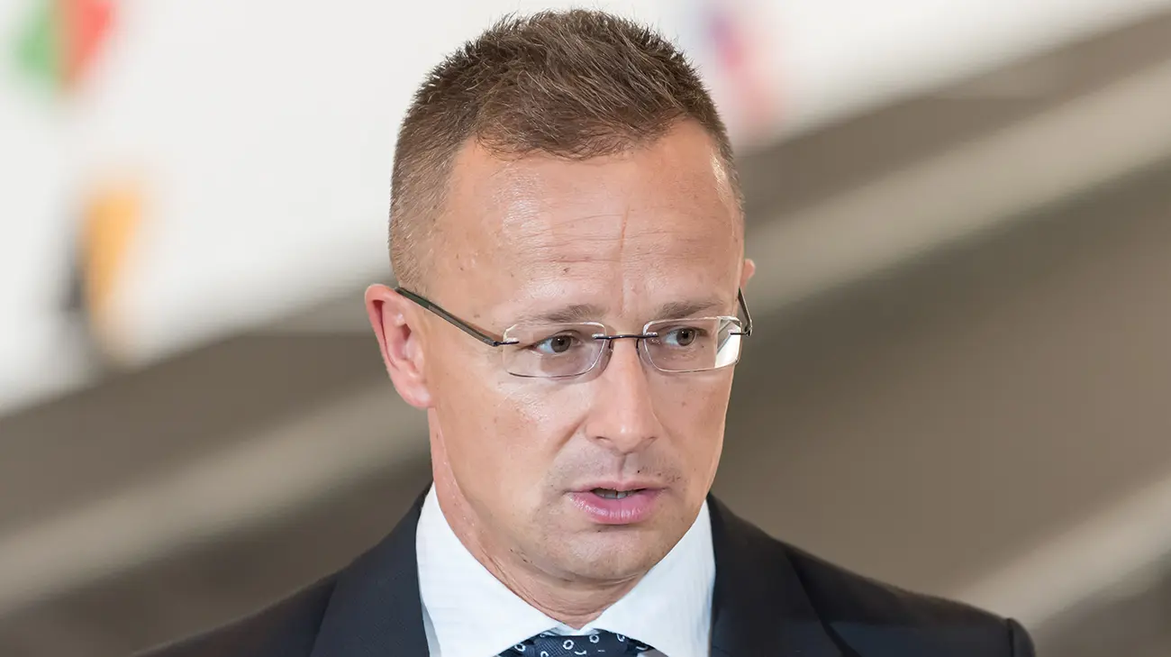 Сійярто каже, що навіть позиція РФ не вплине на Угорщину щодо вступу України в ЄС