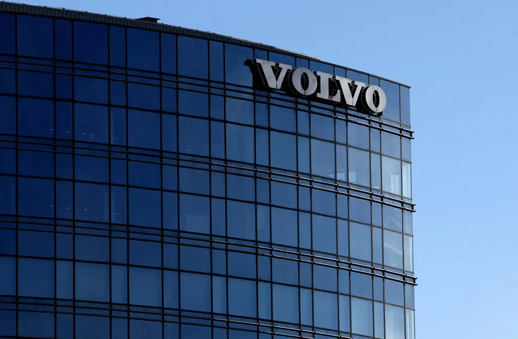Volvo представляє багатофункціональний ремінь безпеки, що адаптується до типу тіла пасажира