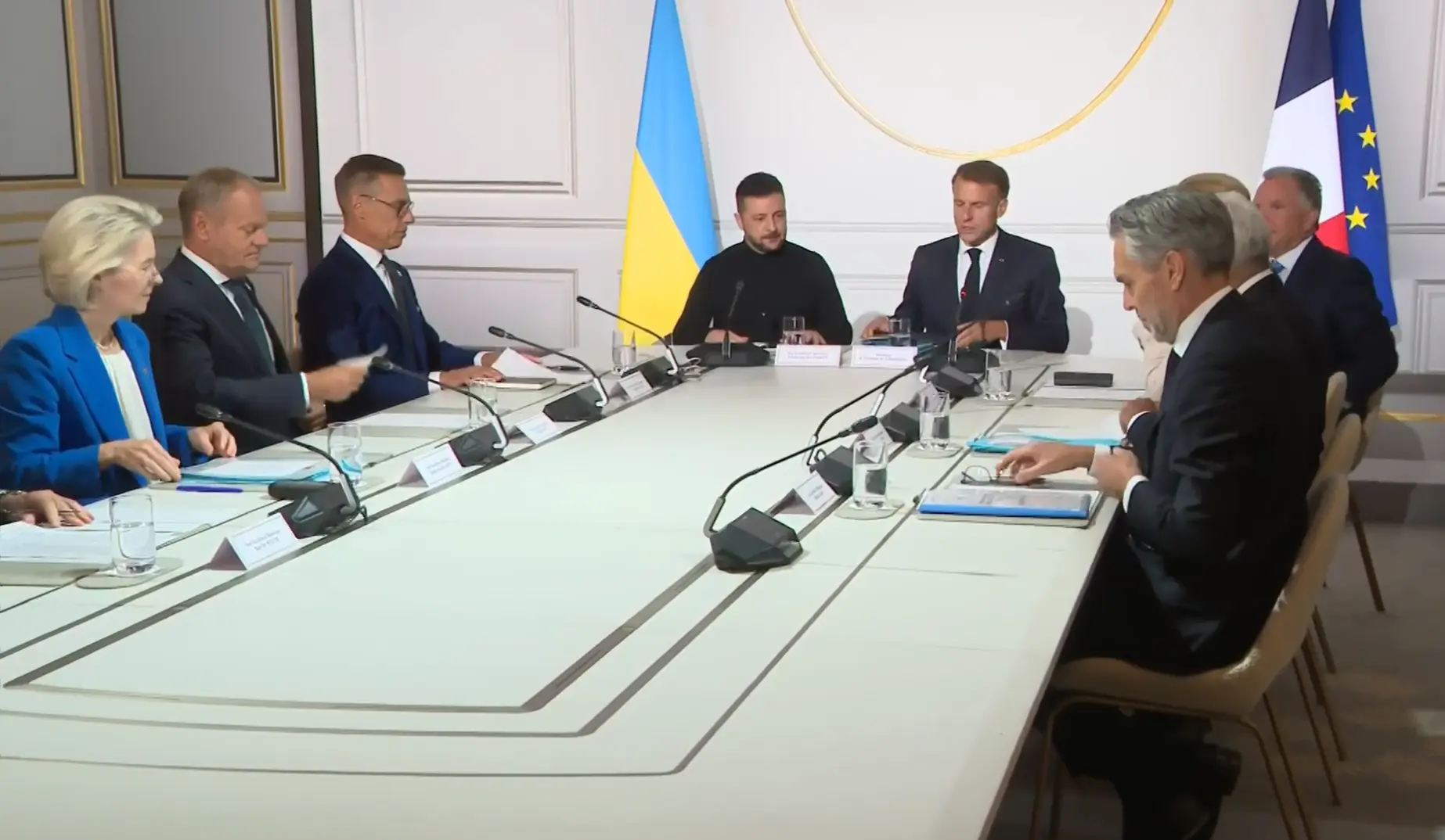 У Парижі починається засідання "коаліції рішучих"