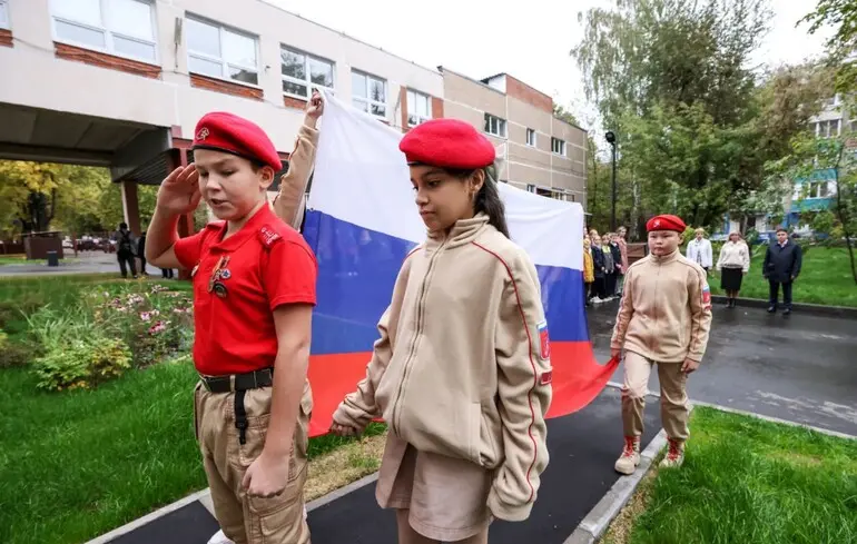 У дитячих садочках Мелітополя росіяни влаштували змагання пошуку "диверсанта ЗСУ" — "Жовта Стрічка"