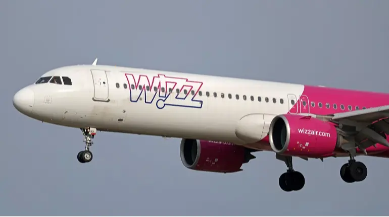 Wizz Air падає у штопор: акції компанії летять у прірву через масові простої літаків