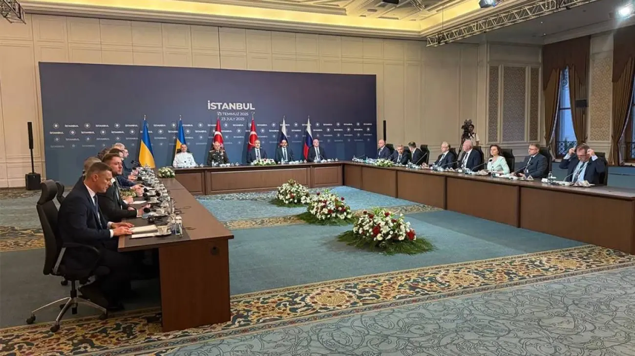 Третій раунд переговорів між Україною і РФ почався у Стамбулі – ЗМІ