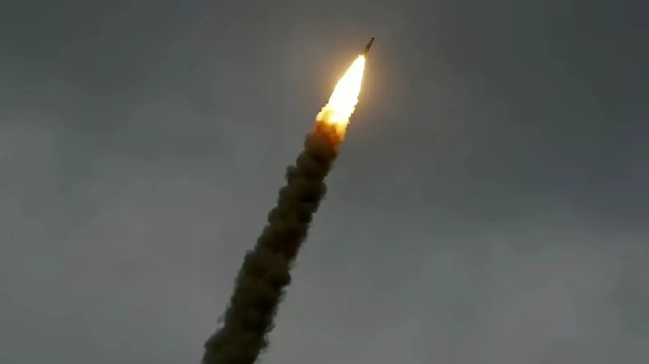 Росіяни завдали ракетного удару по Кам&#700;янському на Дніпропетровщині – ОВА