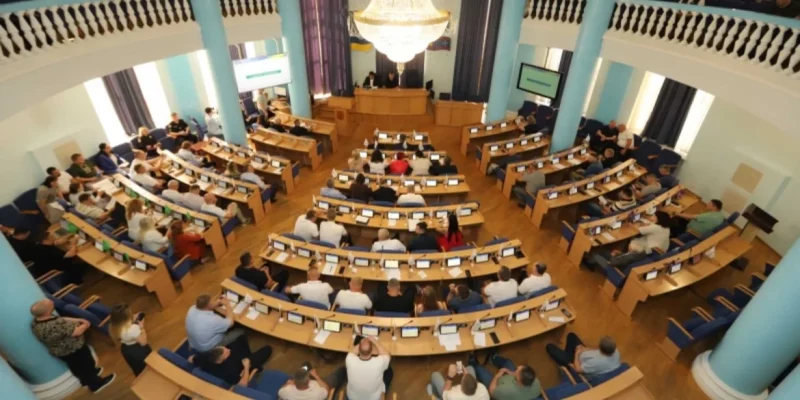Відбулися чергова та позачергова сесії Вінницької обласної Ради