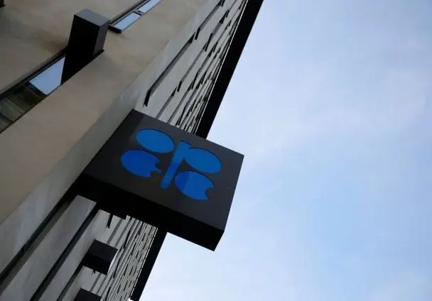 Країни ОПЕК+ домовилися збільшити видобуток нафти