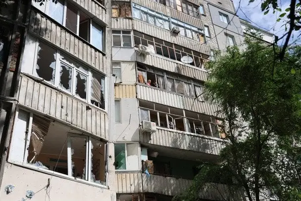 Нова небезпека: росіяни дистанційно мінують вулиці в Херсоні (фото)