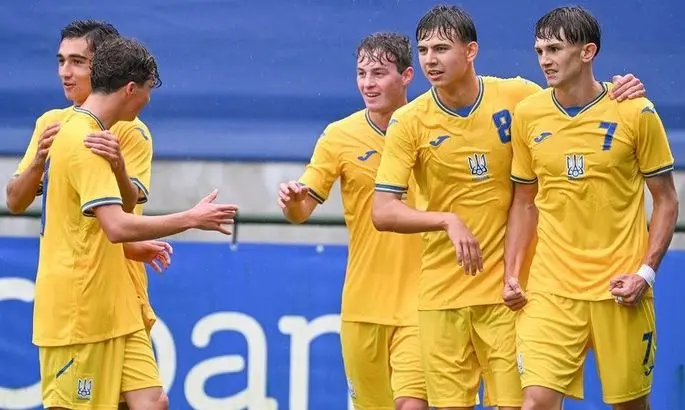 Украина U17 расписала ничью с поляками в спарринге