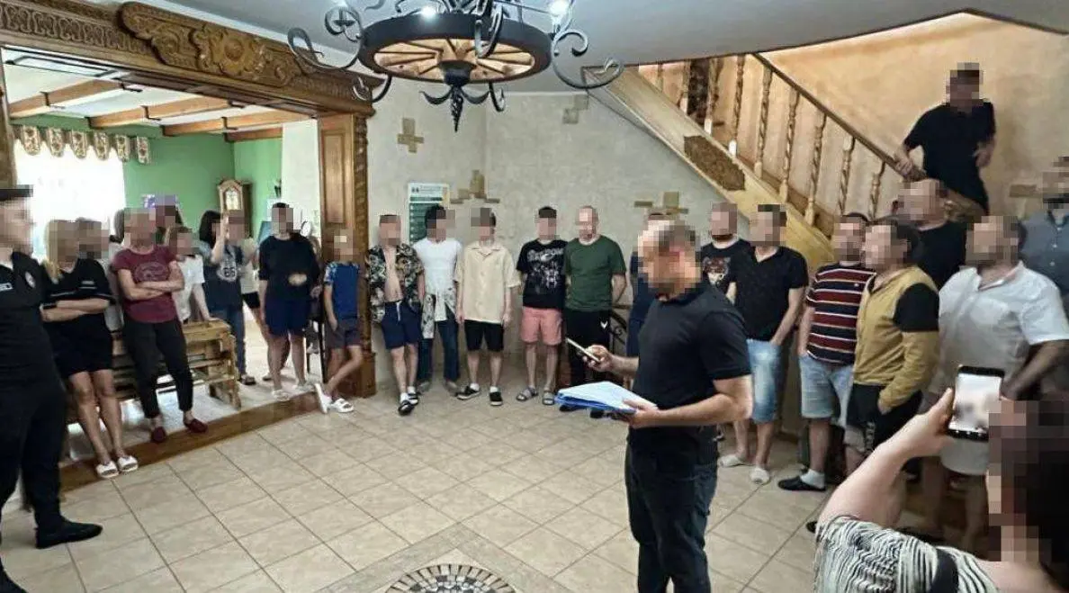 В Одесі викрили фіктивний «реабілітаційний центр», у якому незаконно утримували людей