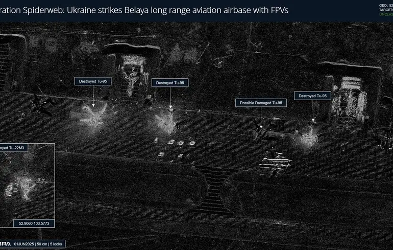 Опубліковано перші супутникові знімки ударів по аеродрому «Бєлая» на Далекому Сході РФ