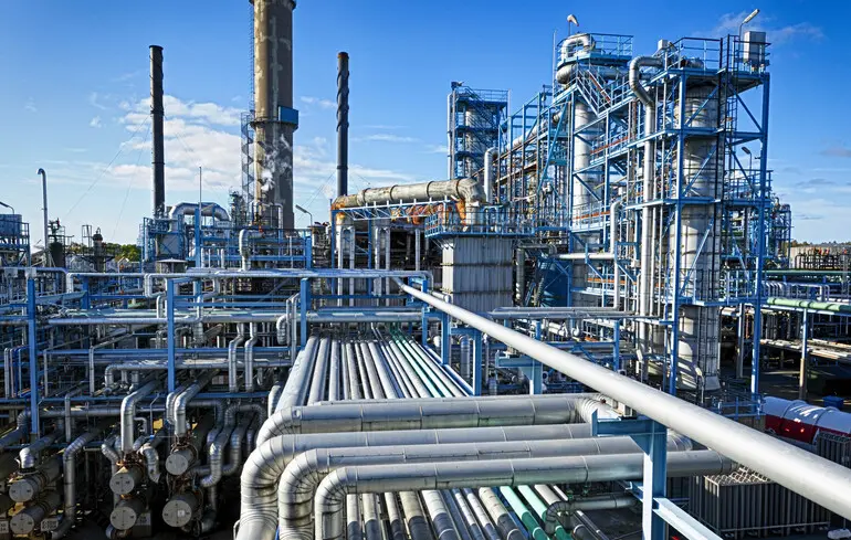 "Ми звільнили Центральну Європу від російської нафти": Orlen оголосила про припинення контрактів з "Роснєфтью"