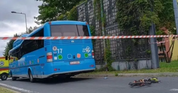 У Польщі міський автобус на смерть збив 5-річного хлопчика з України