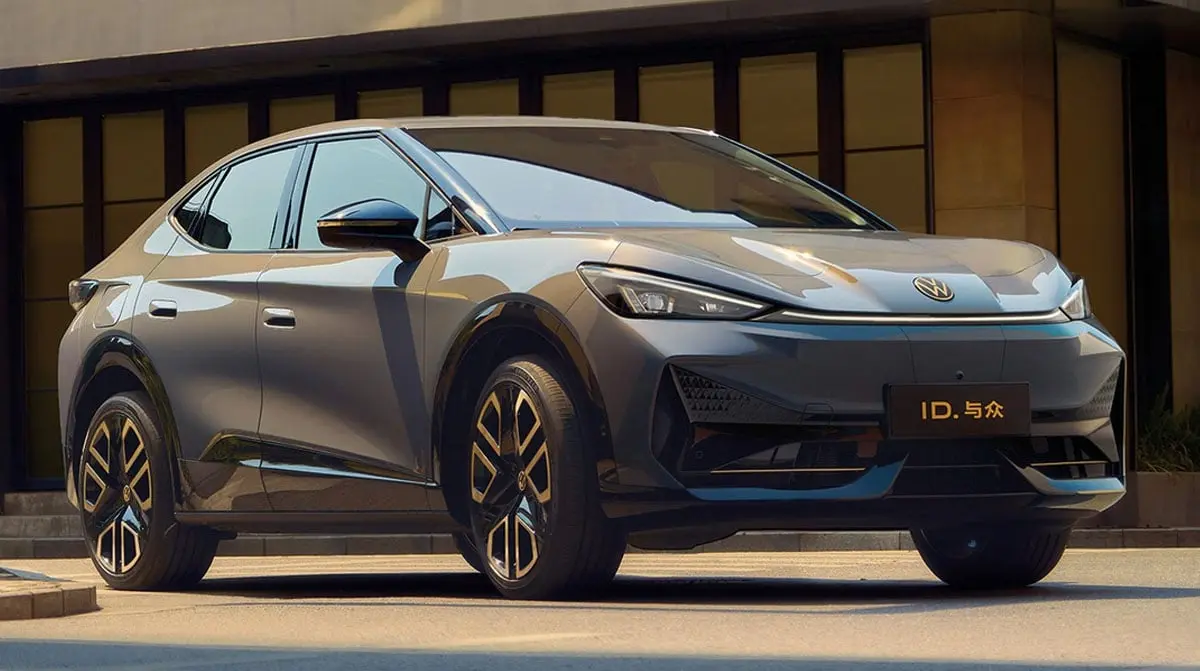 Українці у травні 2025 року придбали з Китаю 1580 авто, 85% з них – електромобілі