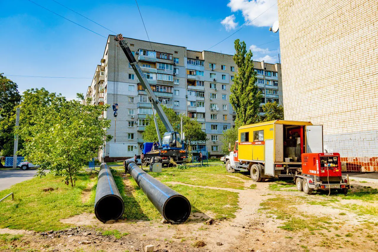Тепловики показали, як у Шевченківському районі готуються до холодів