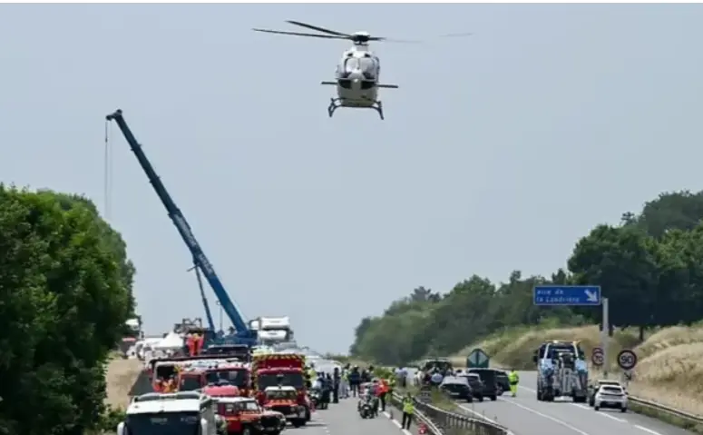 Серед загиблих в трагічній ДТП автобуса у Франції — троє українців