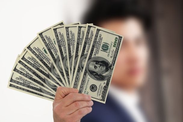 Курс валют в Україні: долар готує приємний «сюрприз» — купувати чи продавати