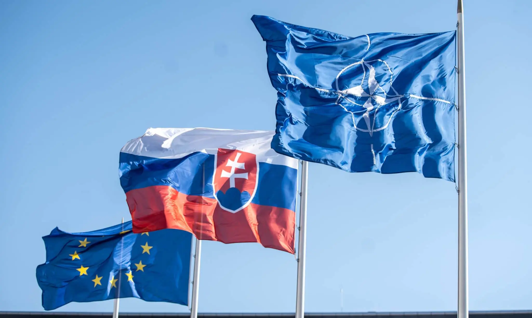 Більшість жителів Словаччини не підтримують ідею Фіцо щодо нейтралітету