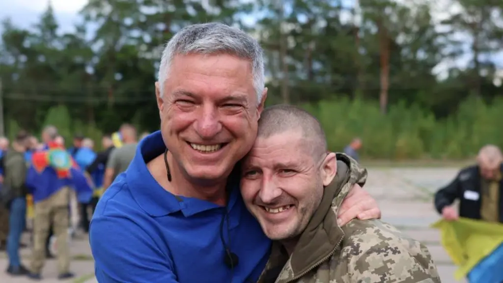 Обмін полоненими 24 серпня: звільнено колишнього мера Херсона Миколаєнка
