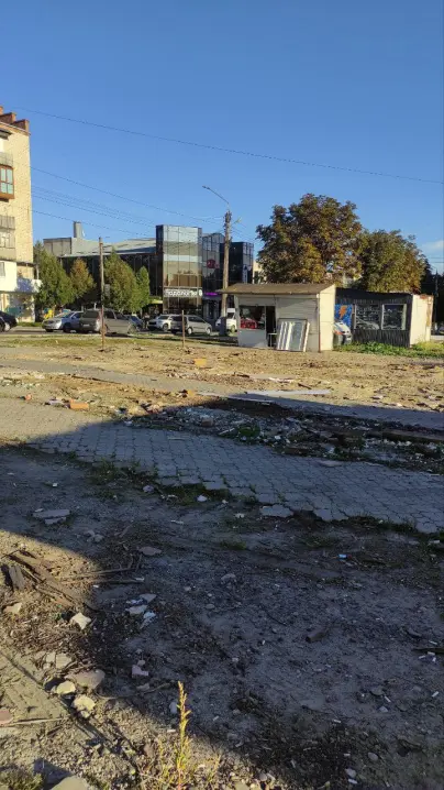 У Чернівцях завершується демонтаж кіосків радіоринку на Небесної Сотні