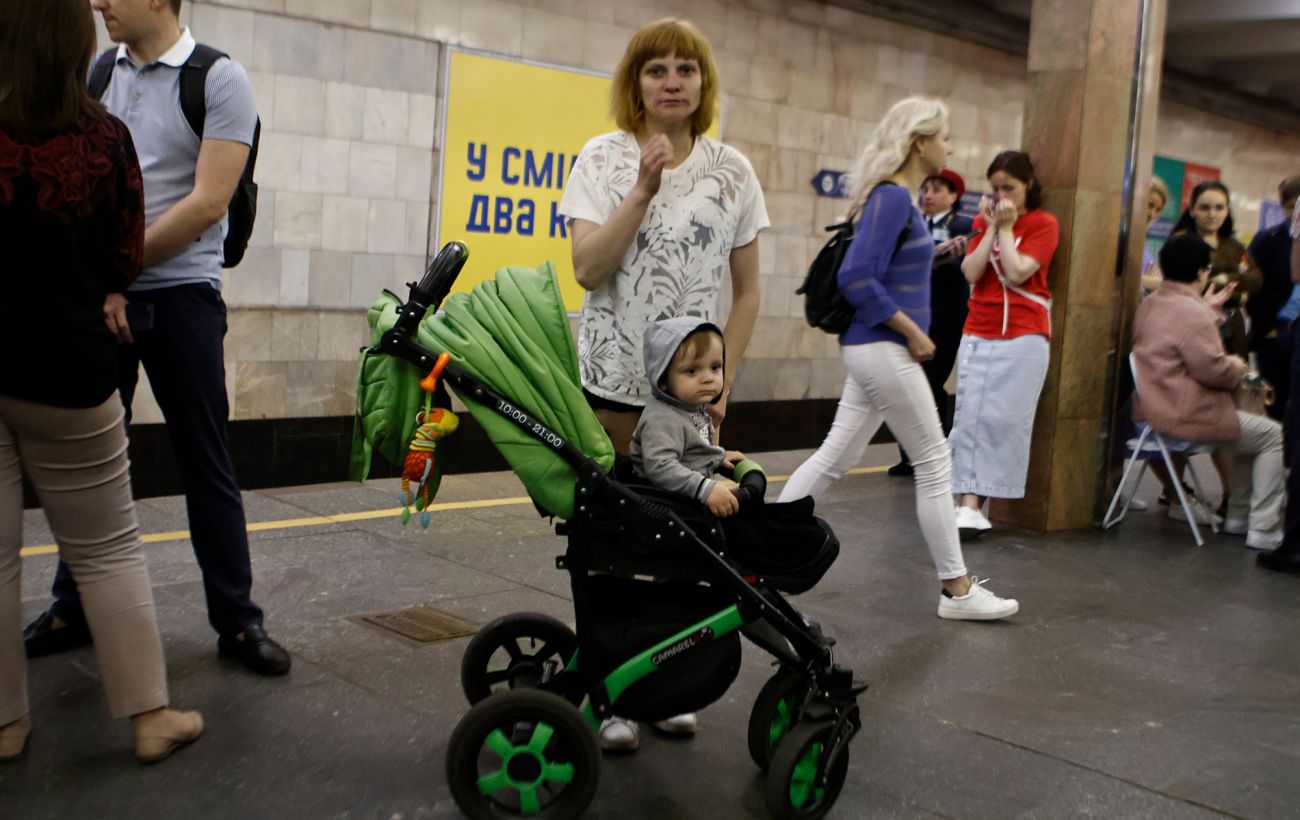 У Києві пролунали вибухи, працює ППО