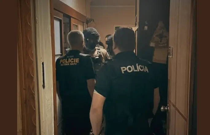 Ймовірного "мінера" чеських і словацьких шкіл знайшли у Дніпрі