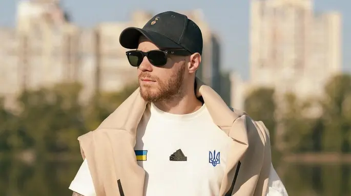 Їм потрібні раби, які цілують куди потрібно, – Верняєв проїхався по ФГУ за вибори та рекомендації щодо інтерв'ю