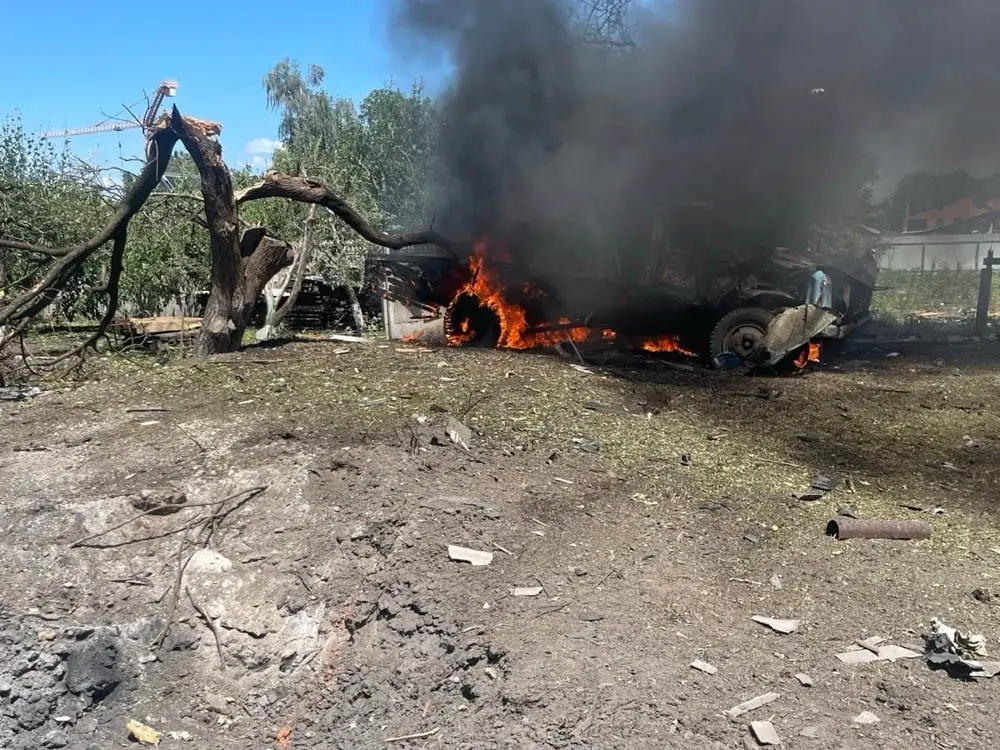 Поліцейський врятував поранену 13-річну дівчинку під час повторного удару дрона по Златополю