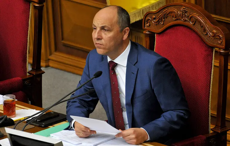 Вбивство Андрія Парубія: перші затримані та версії слідства