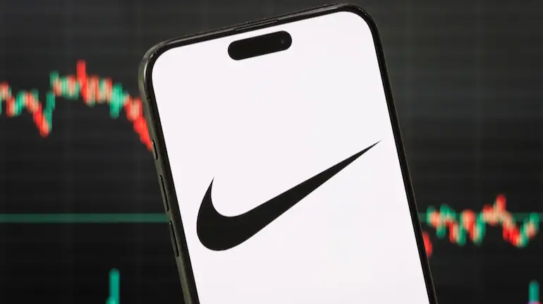 Акції Nike різко підскочили: причини