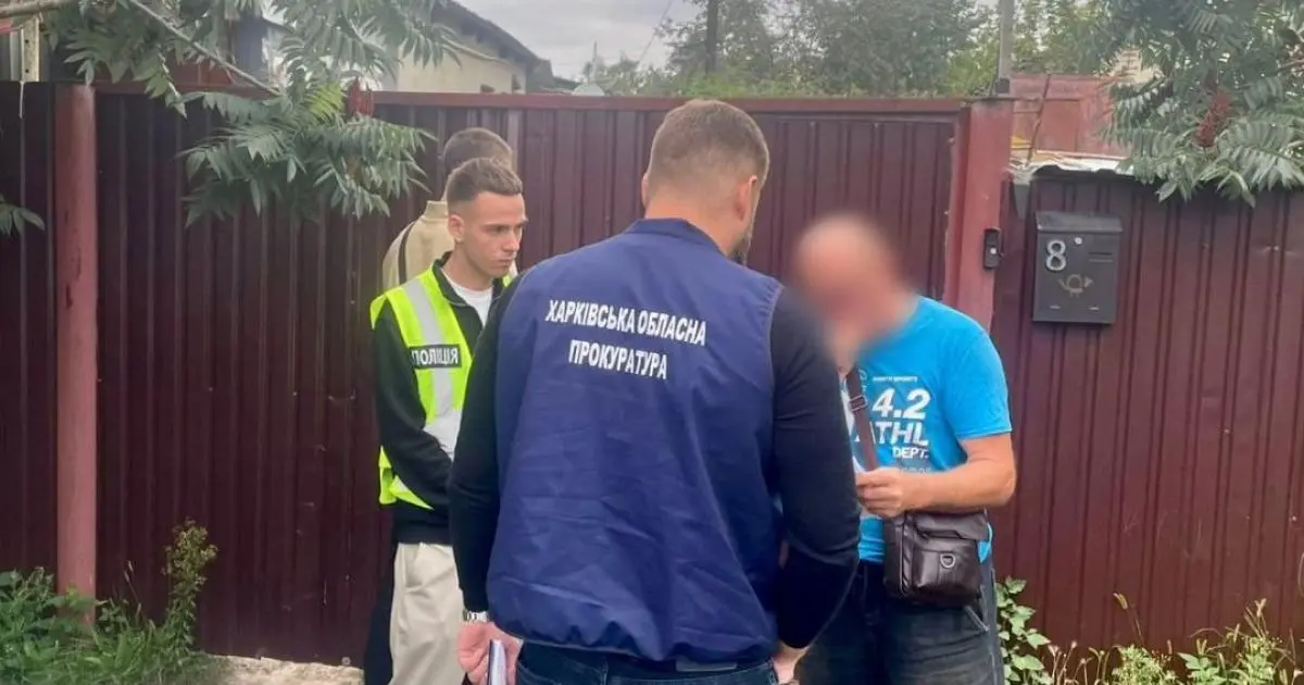 У Харкові чоловік захопив землю громади під стоянку для фур