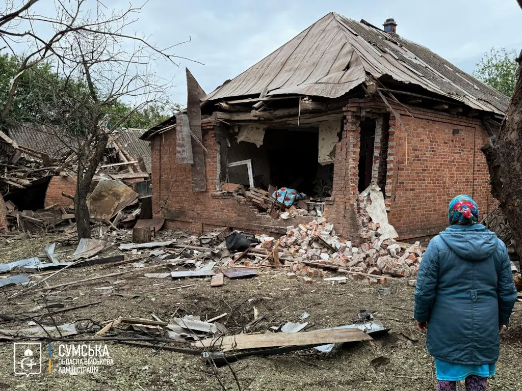 Россия атаковала дронами несколько общин на Сумщине: погиб мужчина