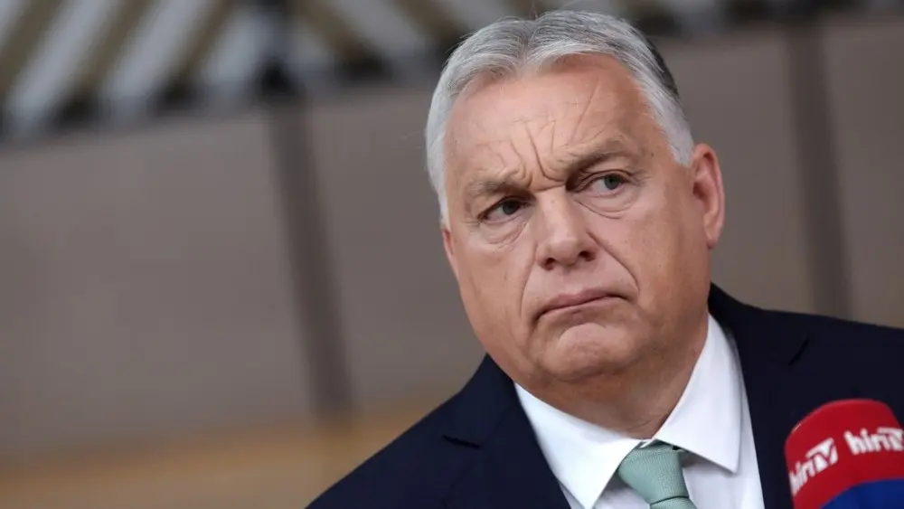 Орбан хочет шантажом вокруг вступления Украины получить деньги от ЕС, заявили в оппозиции