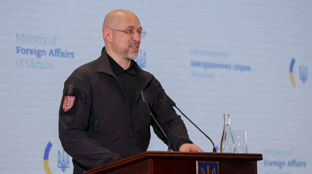 "Неможливо уявити": Шмигаль виступив проти продажу зброї за кордон