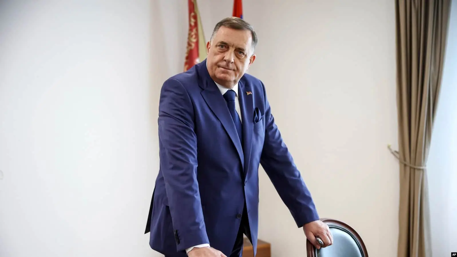 З Додіка зняли ордер на арешт, але встановили обмеження